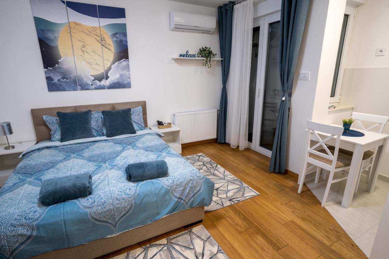 Sky Apartments Novi Sad Buitenkant foto