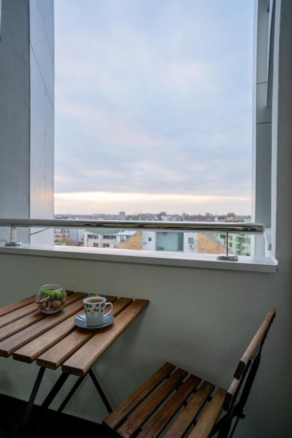 Sky Apartments Novi Sad Buitenkant foto